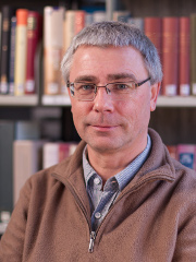 Dieses Bild zeigt Prof. Dr.-Ing. Jens von Wolfersdorf